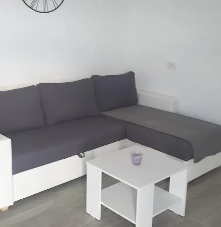 Apartman Viktorija Apartment