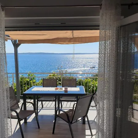Apartman Viktorija Apartment *