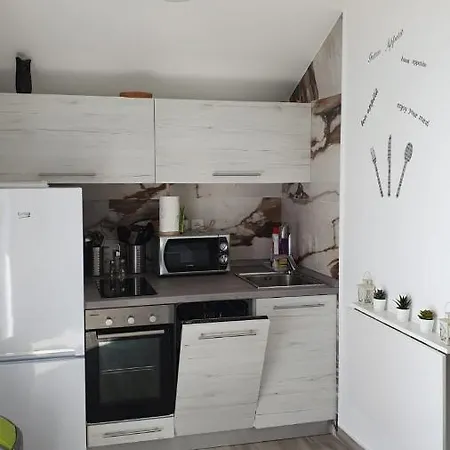 דירה Apartman Viktorija *