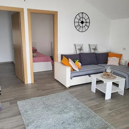 דירה Apartman Viktorija